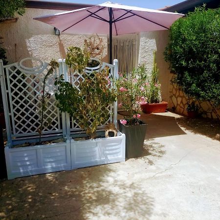 Casa Degli Oleandri Hotel Alcamo Bagian luar foto